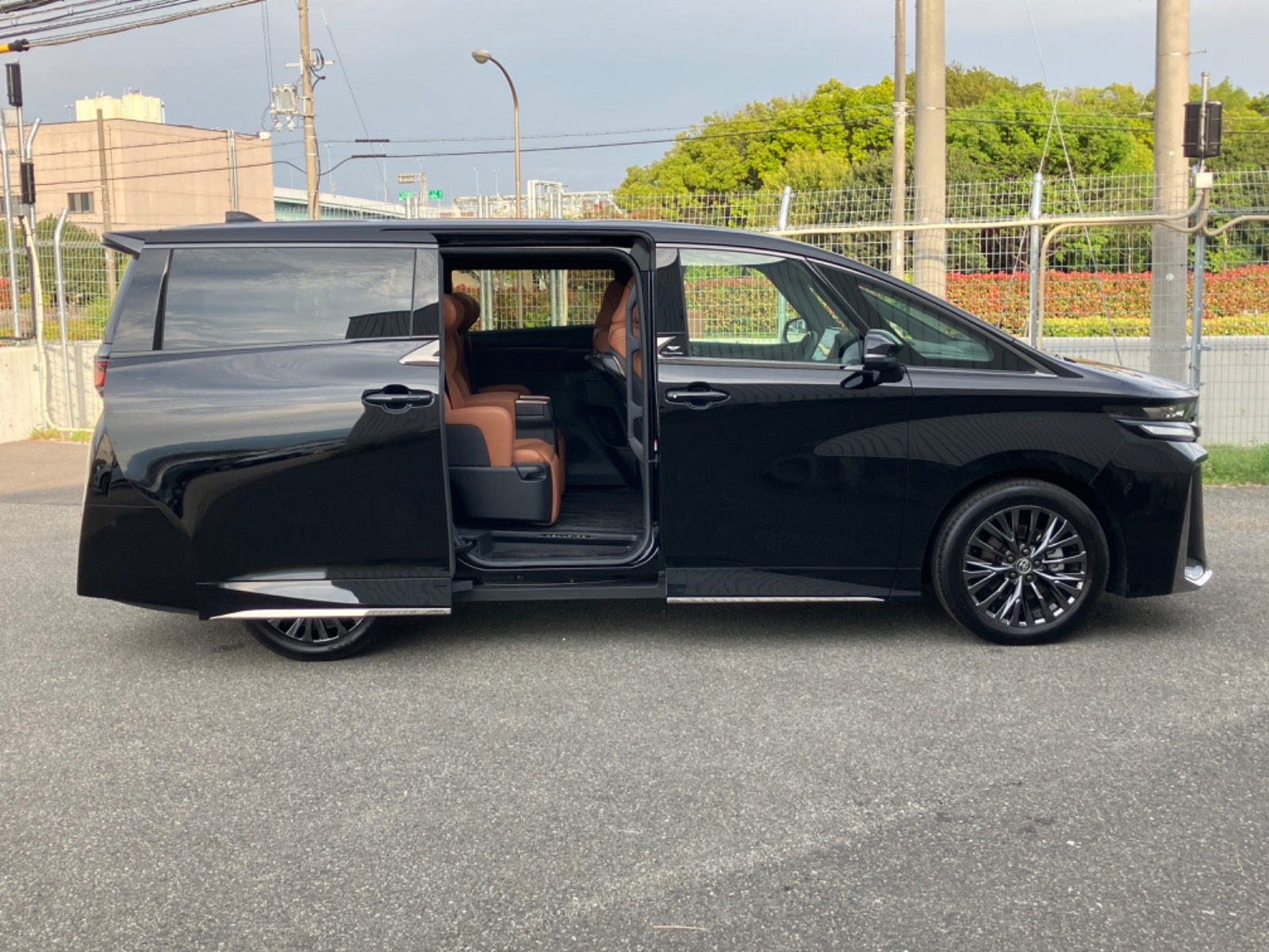 トヨタ ヴェルファイア Z Premier GAS 2.4L+ターボ 2WD(7人乗り