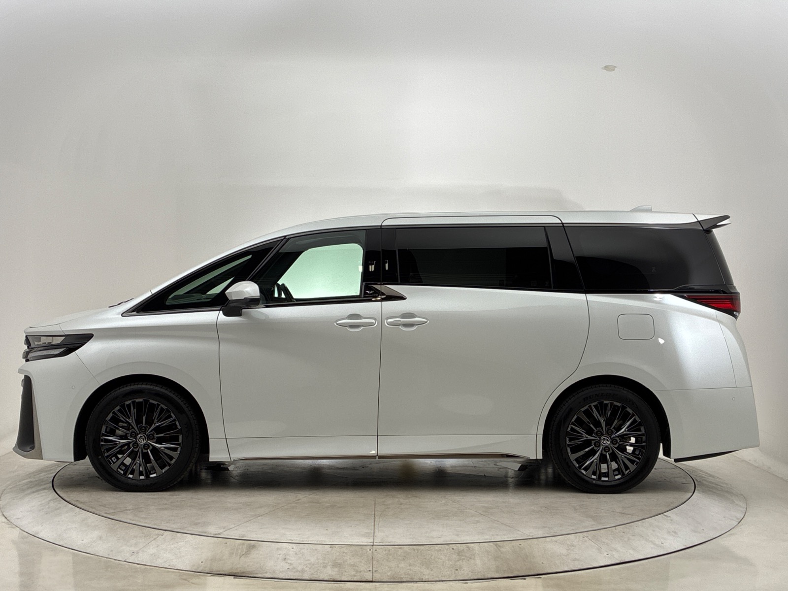 トヨタ ヴェルファイア Z Premier GAS 2.4L+ターボ 4WD(7人乗り