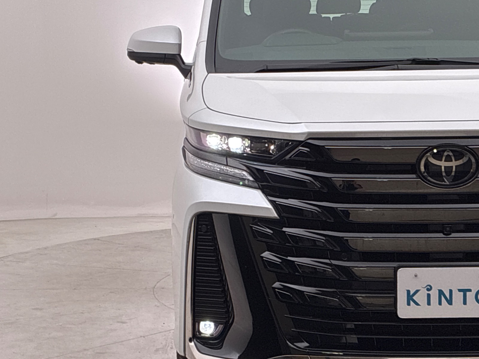 トヨタ ヴェルファイア Z Premier GAS 2.4L+ターボ 4WD(7人乗り