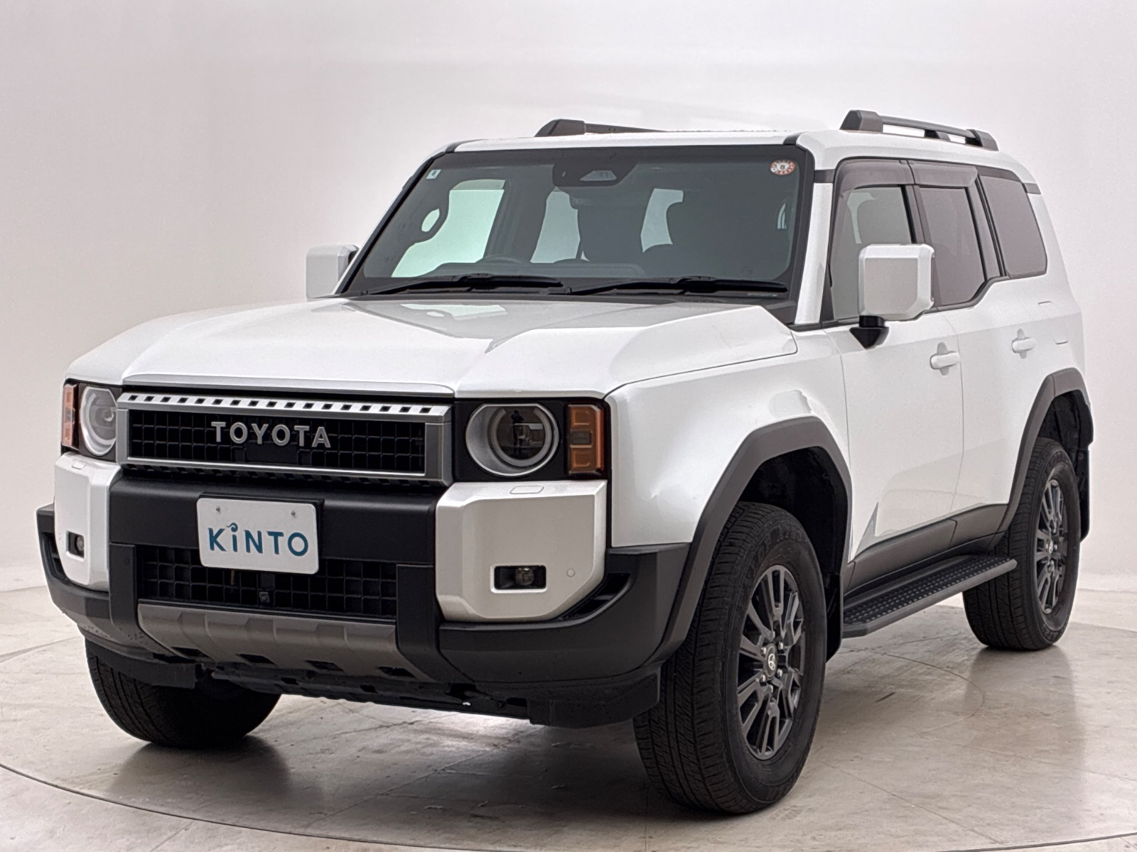 トヨタ ランドクルーザー VX GAS 2.7L 4WD(7人乗り) ※丸目型ヘッド