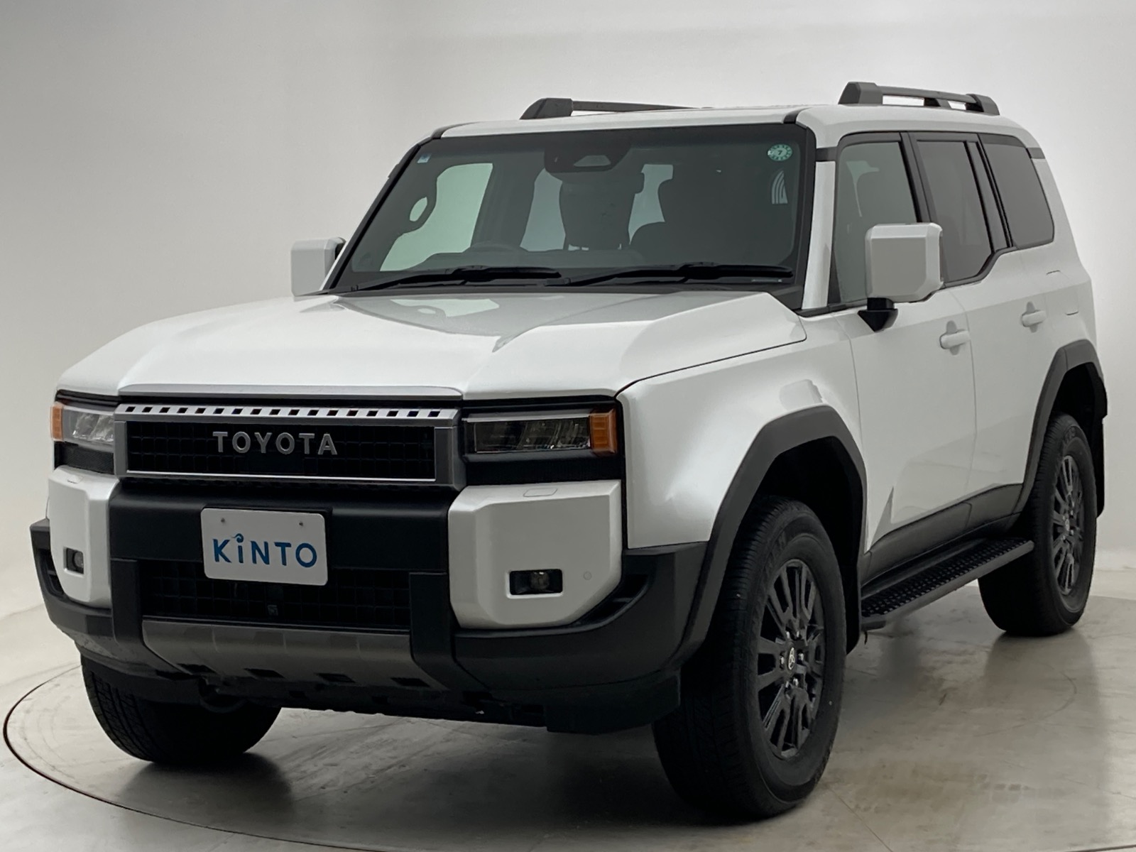 ふみ。 トヨタ ランドクルーザー AX DSL 2.8L+ターボ 4WD(5人乗り) ディーゼル