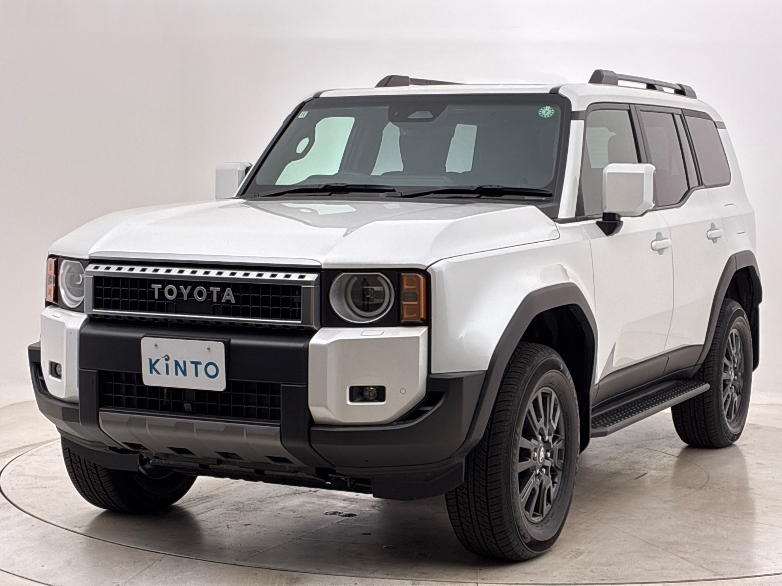 トヨタ ランドクルーザー VX GAS 2.7L 4WD(7人乗り) ※丸目型ヘッド