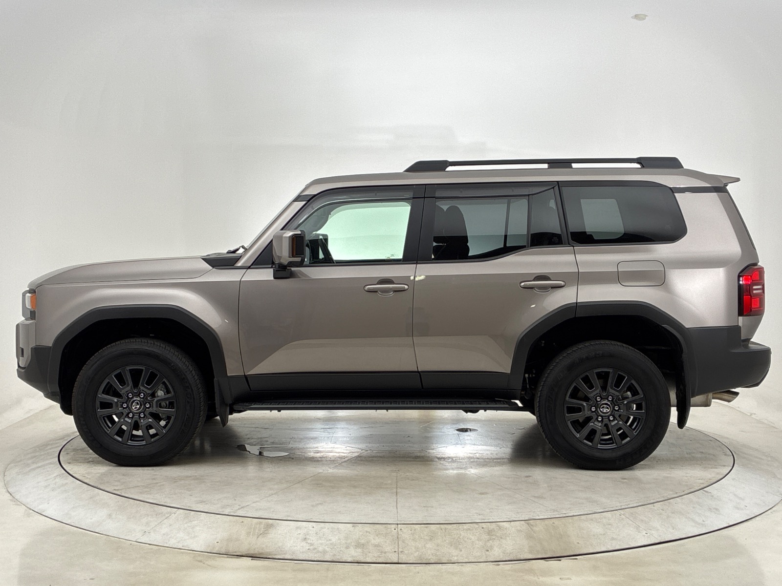 トヨタ ランドクルーザー VX GAS 2.7L 4WD(7人乗り) ガソリン 2025年式