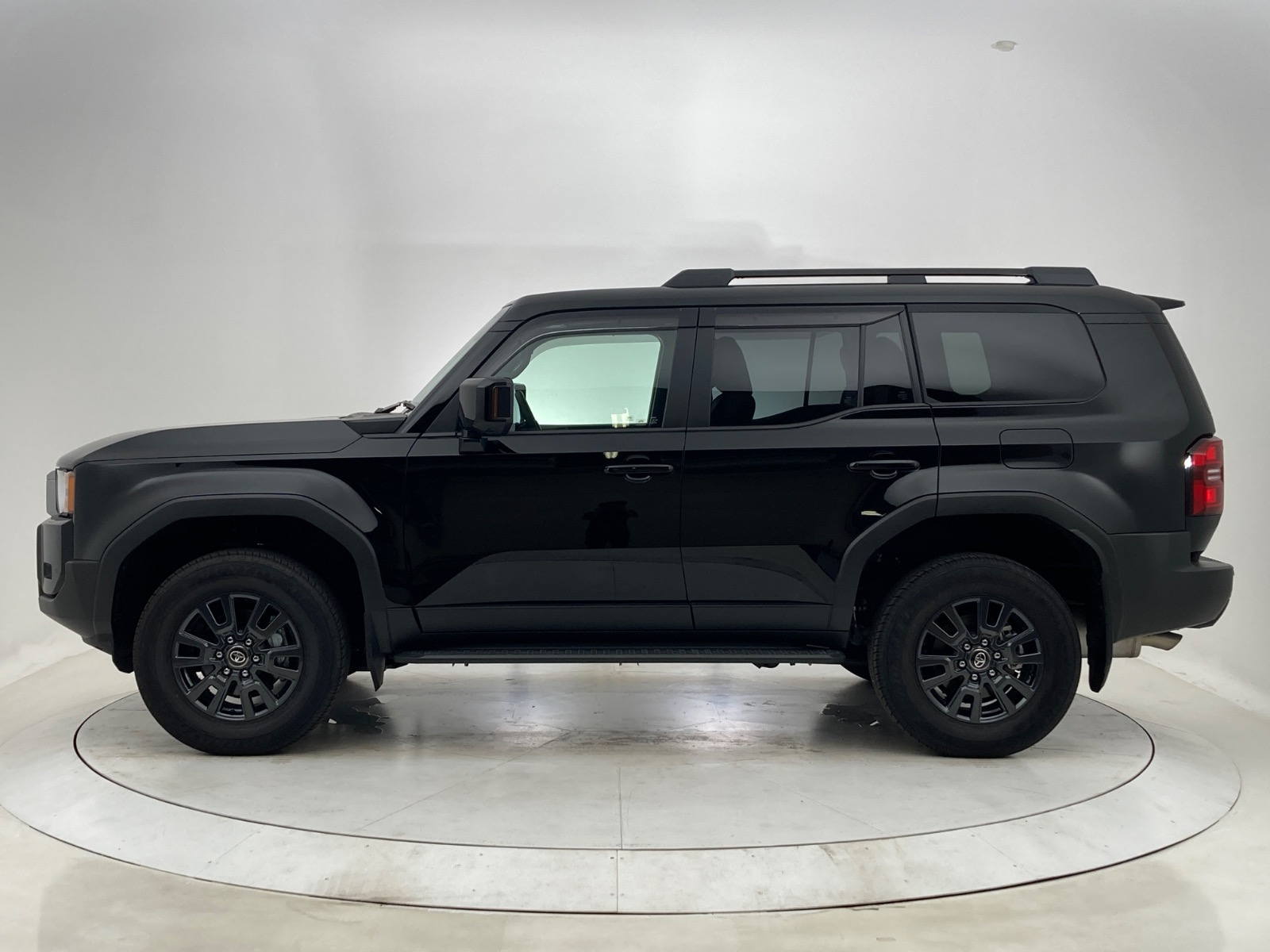 トヨタ ランドクルーザー VX GAS 2.7L 4WD(7人乗り) ※丸目型