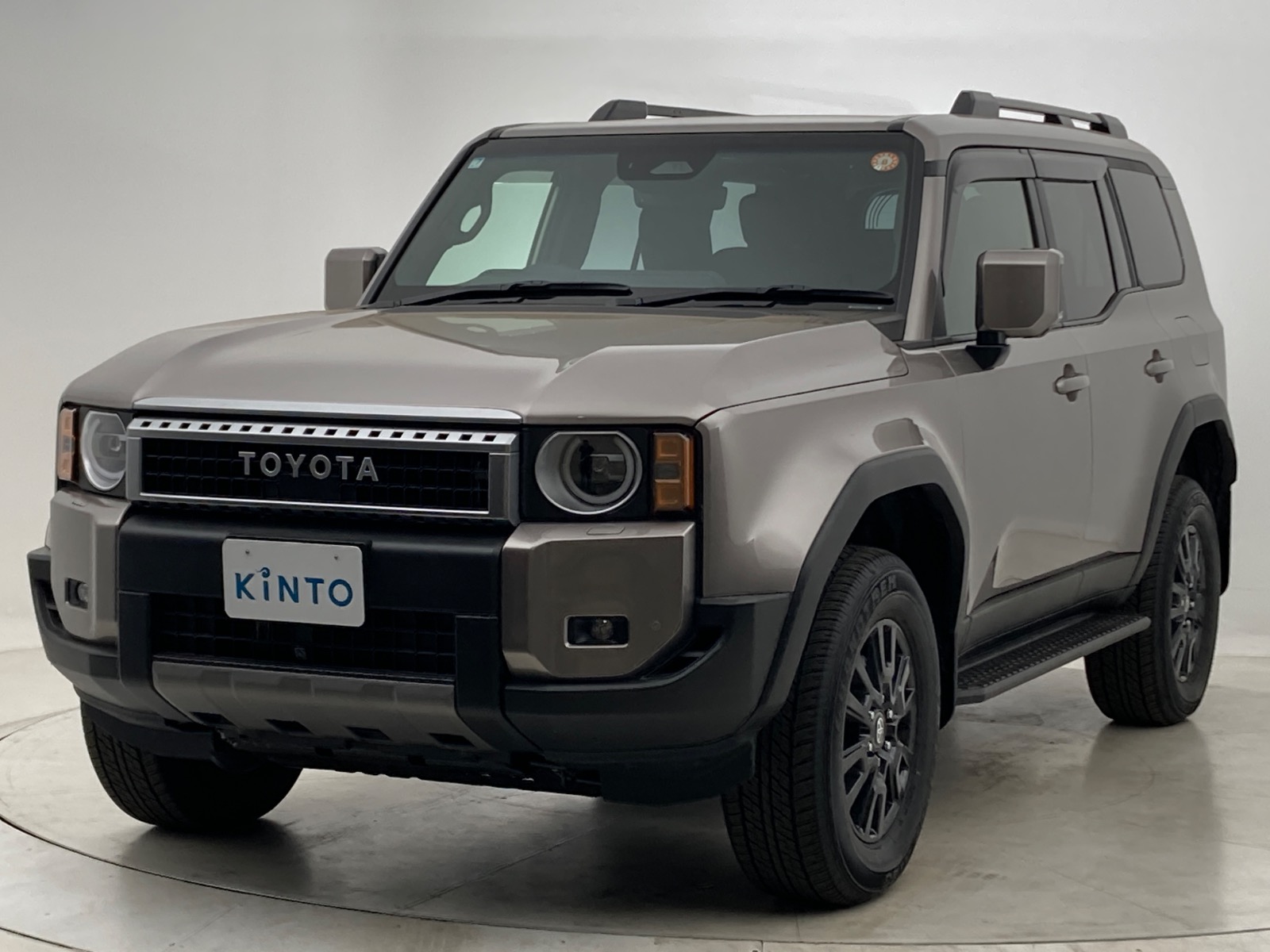 トヨタ ランドクルーザー ZX DSL 2.8L 4WD(7人乗り) ※ツートーン仕様車