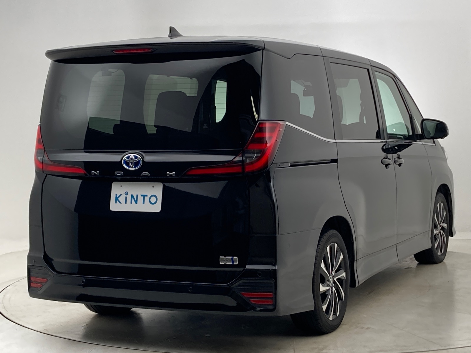 トヨタ ノア S-Z HEV 1.8L 2WD(7人乗り) ハイブリッド 2022年式