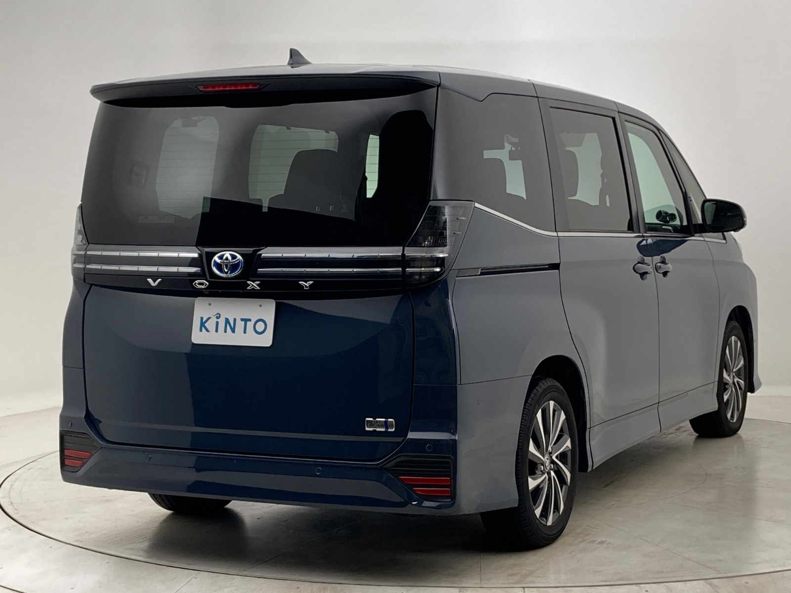 @トヨタ まとめ売り 522 トヨタ ヴォクシー S-Z HEV 1.8L 2WD(7人乗り) ハイブリッド 2022年式