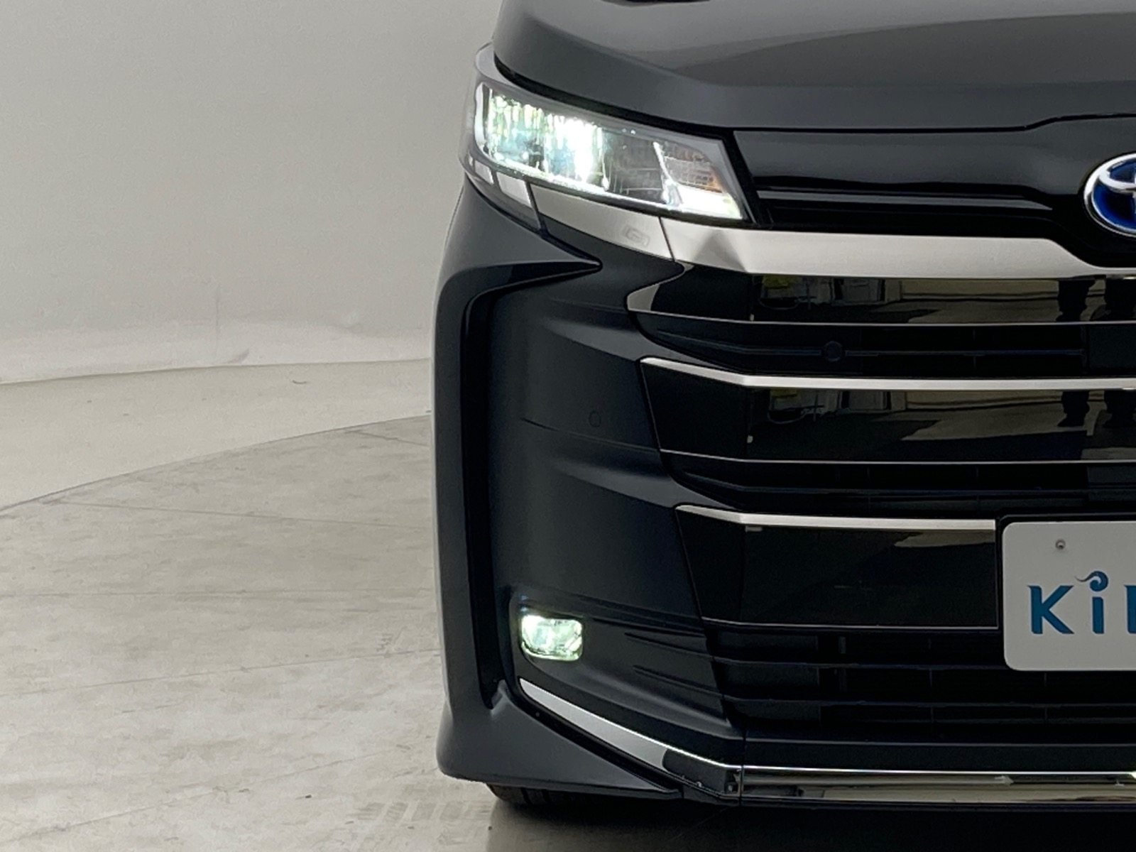 トヨタ ノア S-Z HEV 1.8L 2WD(7人乗り) ハイブリッド 2025年式