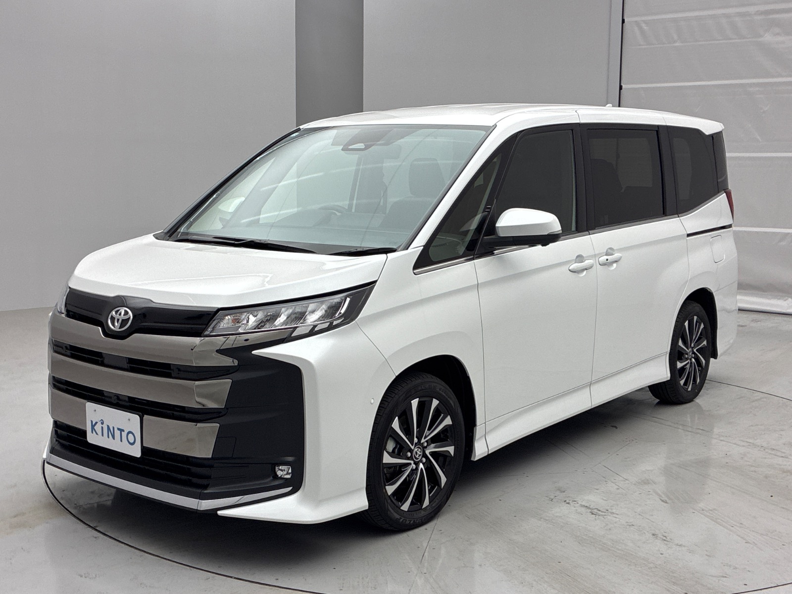 ノア S-Z HEV 1.8L 2WD(7人乗り)｜トヨタ中古車のカーリース・サブスク